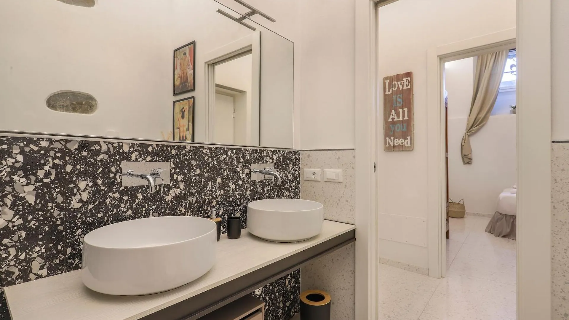 Welchome Cellini Florence Apartment